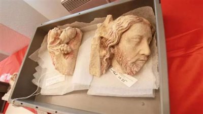 خلال عامين.. اكتشاف 1035 قطعة أثرية أسفل كاتدرائية نوتردام بـ «باريس»