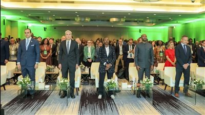 رئيس الرعاية الصحية يشهد افتتاح القمة الدولية لوزراء الصحة المنعقدة برواندا