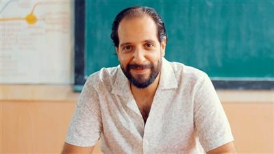 أحمد أمين يشيد بموهبة لميس محمود بـ «ساعته وتاريخه»