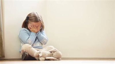 فن التعامل مع الطفل العنيد: حلول فعّالة للوالدين