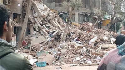 لتفادي حوادث أخرى.. النيابة تأمر بمعاينة العقارات المجاورة لعقار الوايلي المنهار بالقاهرة