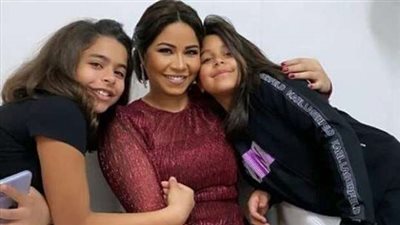 ابتزاز عبر «تيك توك» يتسبب بمحاولة إنهاء حياة ابنة شيرين عبد الوهاب