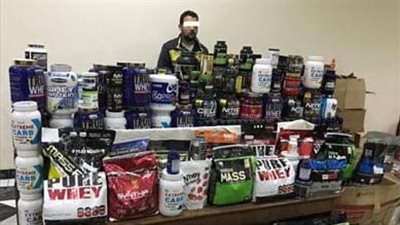 الداخلية تضبط مكملات غذائية داخل مصنع بدون ترخيص بالمنوفية