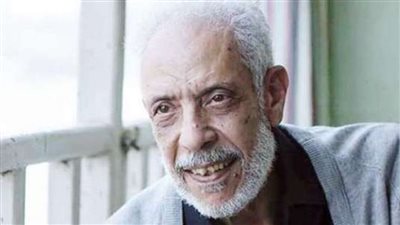 أحمد السعدني وهنادي مهنا يشاركان بجنازة نبيل الحلفاوي