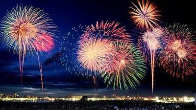 قبل الكريسماس.. تعرف على عقوبة تصنيع وحيازة الألعاب النارية 