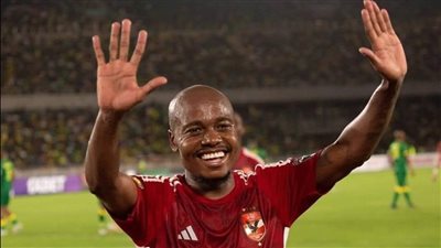 بعد إصابة الشناوي.. غياب بيرسي تاو عن تدريبات الأهلي 