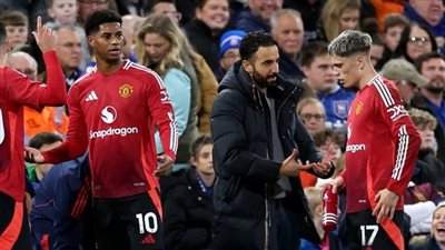 زيركزي يقود تشكيل مانشستر يونايتد لمواجهة بورنموث بالدوري الإنجليزي