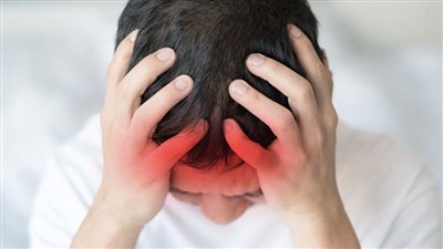 منها اللحوم.. أطعمة شائعة قد تكون سبب الصداع النصفي