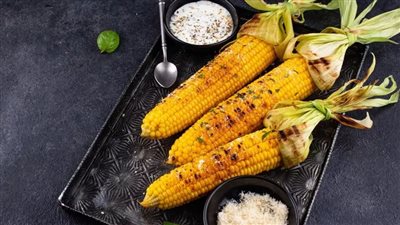 الذرة المشوي: كنز من الفوائد غني بالألياف والطاقة