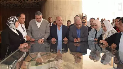 وزير الكهرباء: ليس لدينا مشكلة فى القدرات الكهربائية ولدينا ما يكفي