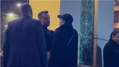 نجوم الفن تقدم واجب العزاء فى والد ياسمين عبد العزيز بمسجد الشرطة