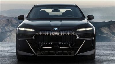 مواصفات سيارة BMW 7 Series 2025.. الفخامة والأداء في أبهى صورها