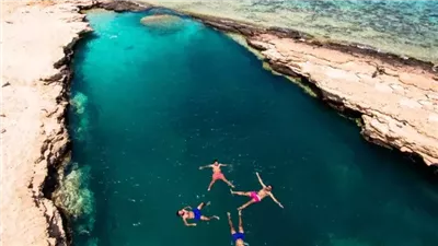 بـ1.5 مليار جنيه.. هوتاك توقع عقود تنفيذ منتجع سياحي عالمي بمرسى علم