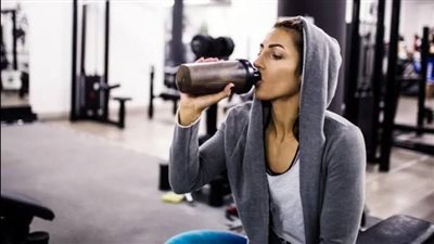 للنساء فقط.. اكتشفي أسرار الكرياتين بين الفوائد والمخاطر وكيفية الاستخدام بأمان