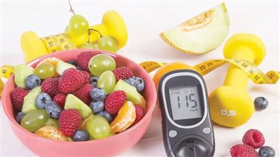 خبر سار لمرضى السكري: 14 نوعًا من الفواكه الآمنة لتضمينها بنظامك الغذائي