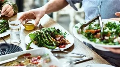 تجنبها على الإفطار.. أطعمة تسبب الحموضة والارتجاع