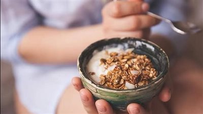 فوائد مذهلة لتناول الشوفان على الريق.. كيف يؤثر على جسمك؟