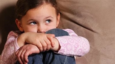 احمِ طفلك: نصائح وعلامات للتحذير من التعدى والاعتداءات الجسدية