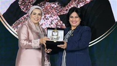 سلوى عثمان تعبر عن سعادتها بتكريمها من قرينة السيسي: كان لي الشرف