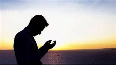 أفضل دعاء للمتوفى في رمضان.. كلمات تضيء قبره بالرحمة