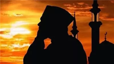 موعد أذان الفجر 28 رمضان 2025 ومواقيت الصلاة