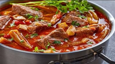 طريقة عمل طاجن البامية باللحمة خطوة بخطوة لطبق ولا أروع