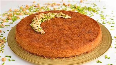 أسهل طريقة لتحضير الكنافة بالزبيب والكنافة بالكريمة بمذاق شهي