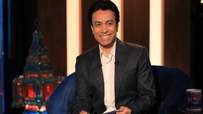 بعد نجاحه الكبير.. الفنان سامح حسين يهدى برنامج قطايف للتليفزيون المصرى