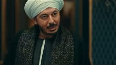 الحلقة 24 من حكيم باشا.. أولاد عم مصطفى شعبان يطالبوه بتقسيم الأموال