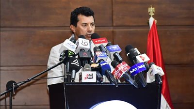 وزير الرياضة: إعفاء لاعبى الأهلي من معسكر المنتخب بسبب المونديال