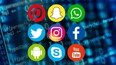 الكوينوفوبيا.. رهاب العصر الحديث الذي تغذيه مواقع التواصل