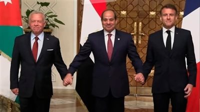 قمة ثلاثية.. السيسي ونظيره الفرنسي يستقبلان الملك عبد الله الثانى بقصر الاتحادية
