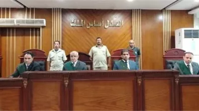 العدالة تنتصر لطفلة العاشر.. السجن 15 عامًا لمُعتدي المسجد