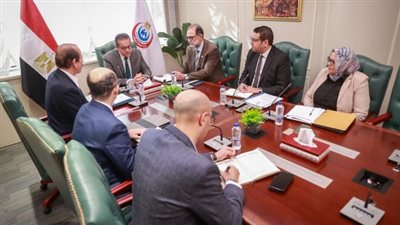 عبدالغفار.. لا تهاون في صحة المواطن.. وإغلاق مؤقت لمنشآت غير ملتزمة بالمعايير