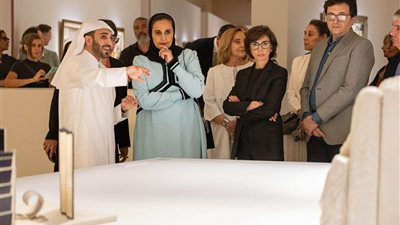 لوحات ومنحوتات.. افتتاح أول معرض للفن اللاتيني الأميركي بقطر