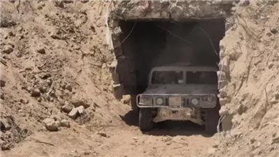 وزير الدفاع الإسرائيلي السابق.. الصورة المنتشرة لنفق فيلادلفيا «خدعة لتأخير صفقة الأسرى»