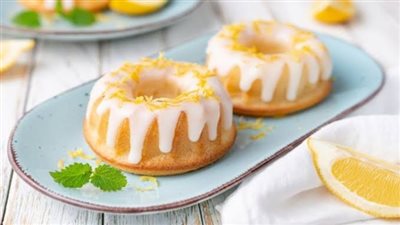 كيكة الليمون الهشة.. طريقة مميزة لتحضير حلوى بطعم خفيف ومنعش