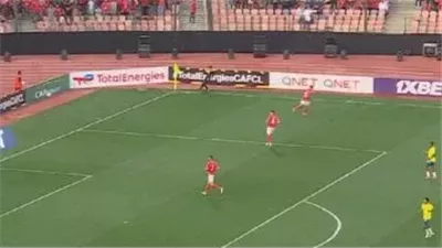 الشوط الأول.. الأهلي يتقدم على صن داونز بهدف في دوري أبطال أفريقيا