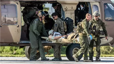 مقتل ضابط إسرائيلي وإصابة جنديين بغزة.. وجندي احتياط يعثر عليه منتحرا بالضفة