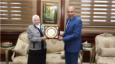 اللواء عماد كدواني.. يكرم 20 من الأمهات المثاليات في احتفالية مميزة