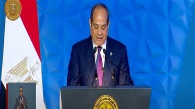 السيسي بعيد العمال..نتوسع في التعليم الفني ونفتح أبواب العمل للعمالة المصرية بالخارج