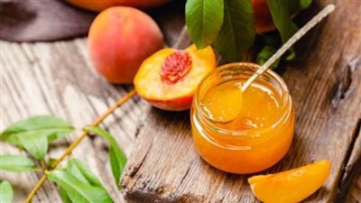 سر مربى الخوخ البيتي… خطوات بسيطة لنتيجة مذهلة بطعم لا يُنسى