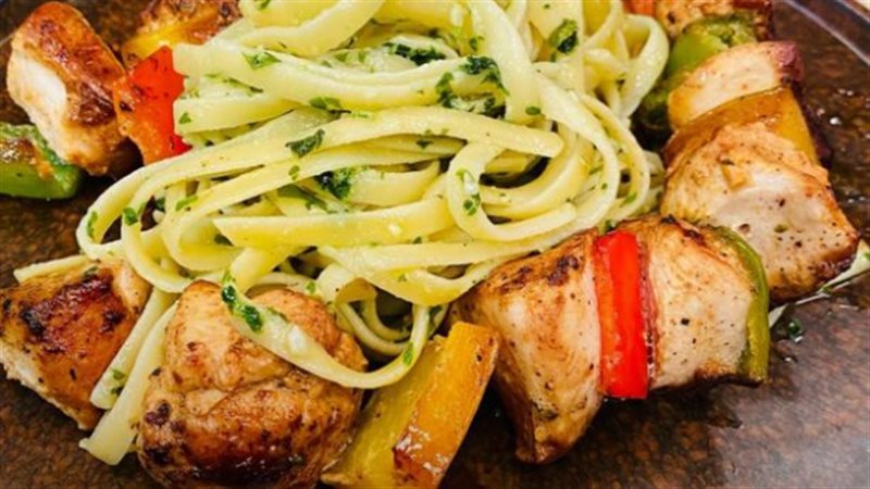 شيش طاووق بصوص البيستو