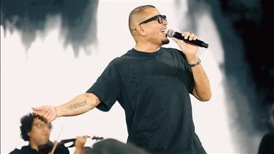 «في ليلة ولا أروع».. الهضبة يشعل الجامعة الأمريكية بحفل أسطوري أمام الآلاف