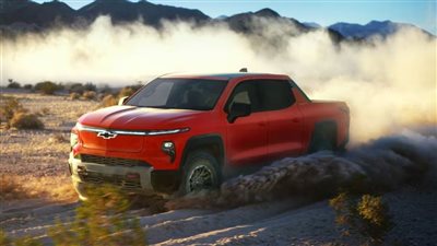 شيفروليه سلفرادو Trail Boss 2026 الكهربائية تنطلق بقوة وتصميم جريء