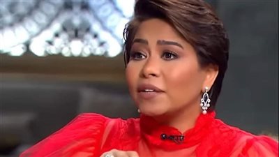 اتهامات متبادلة بين شيرين عبد الوهاب ومدير حساباتها بسبب كلمات السر