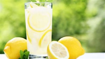 فوائد مذهلة لـ «ماء الليمون» .. يطرد السموم ويحميك من «حصوات الكلى»