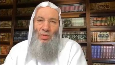 رحيل من علمته الحياة.. الشيخ محمد حسان يودع والدته بكلمات مؤثرة