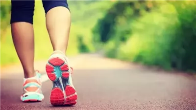 دراسة جديدة.. 100 دقيقة مشي أسبوعيًا كفيلة بتقليل آلام الظهر