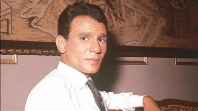 في ذكرى ميلاده.. عبد الحليم حافظ.. أسطورة الفن التي ألهبت خيال الدراما